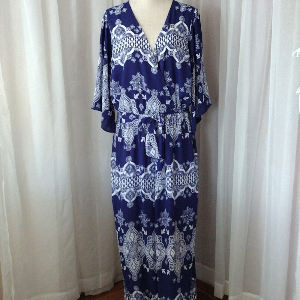 NWOT Jumpsuit Curvy Plus Size. 2X
